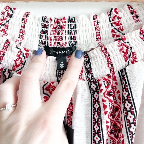 Dynamite // Short sleeve top // Size Medium // NWT - Picture 6 of 8